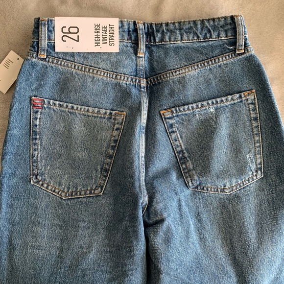 URBAN OUTFITTERS BDG HIGH RISE VINTAGE STRAIGHT JEANS - Picture 7 of 9